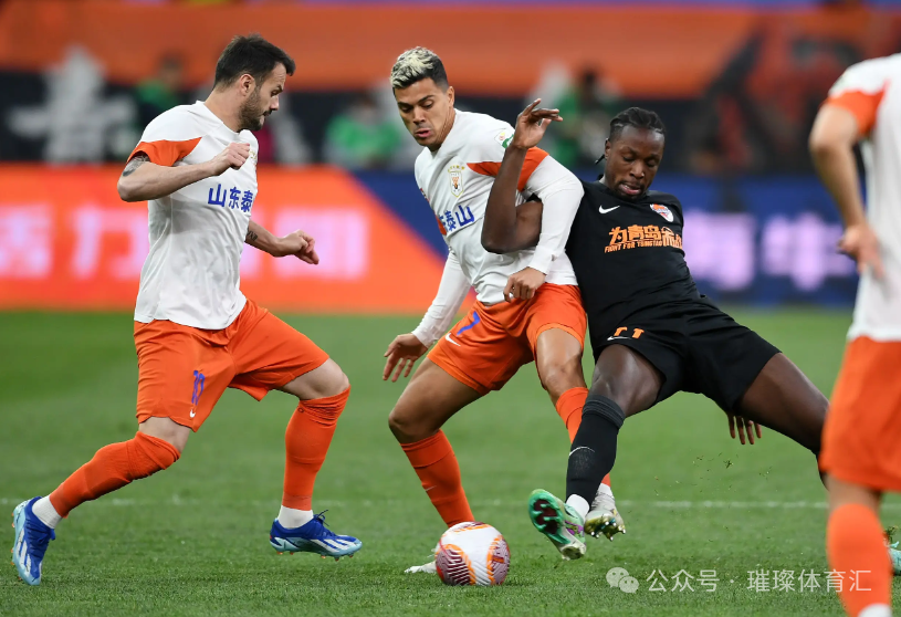 转折点！阿斯顿维拉战术微调；中超今夜攻防权衡；引发热议；赛季目标并未改变的简单介绍